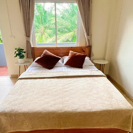 Private Room With Share Bathroom At Little Wild House Khaosok Khao Sok National Park Exterior photo